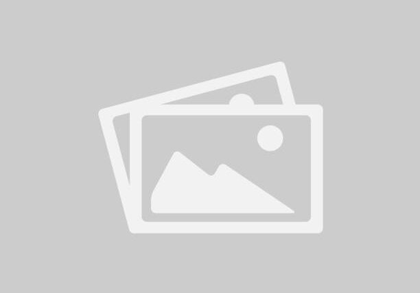 Image placeholder icon with mountains and sun.